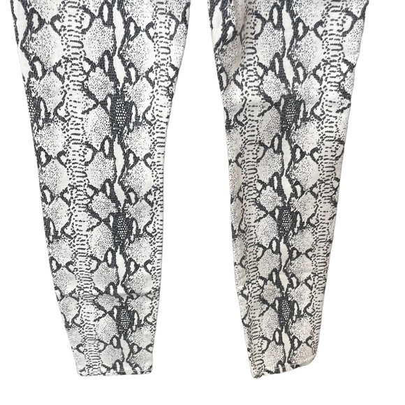 Frame Denim Ali High Rise Cigarette Snake Skin Jeans Size 26 - Picture 9 of 9